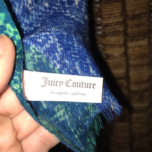 Extra Large Juicy Couture Snake Print scarf - Picture 4 of 5